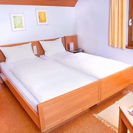 Osswald فندق Kirchheim am Ries