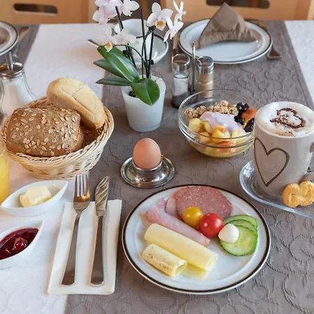 Hotel Osswald 3*